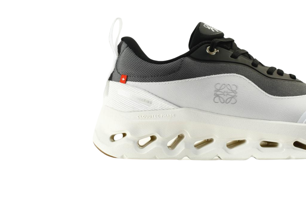 On Cloud x Loewe Black/white Shoes